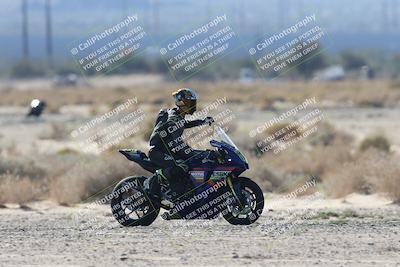 media/Nov-02-2025-CVMA (Sun) [[337aff29ab]]/Race 11-Amateur Supersport Open/